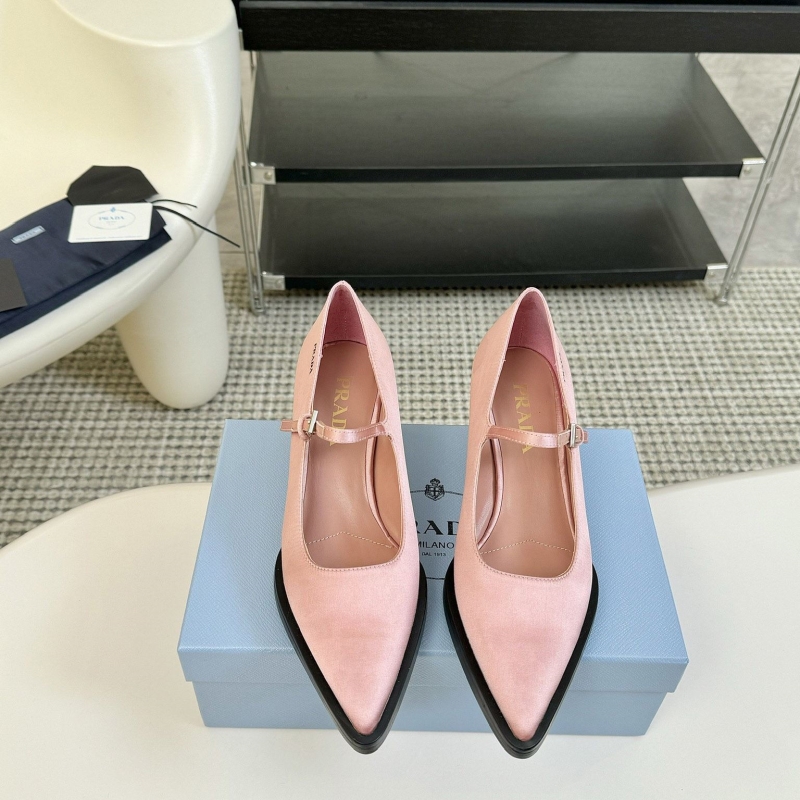 Pra*a high heels